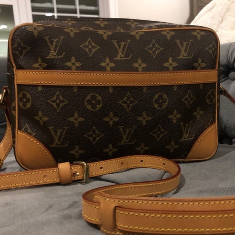 LOUIS VUITTON TROCADERO 27 CROSSBODY SHOULDER BAG MONOGRAM
